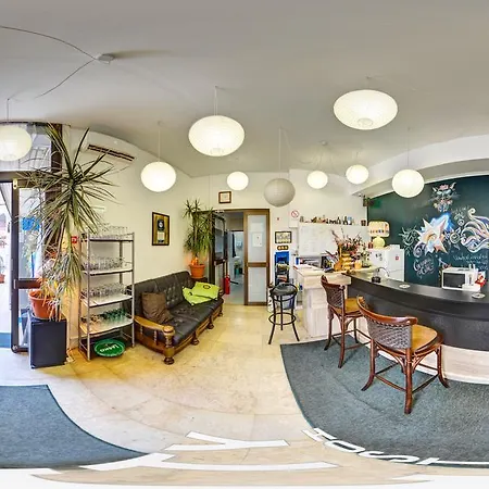 City Zen Hostel
